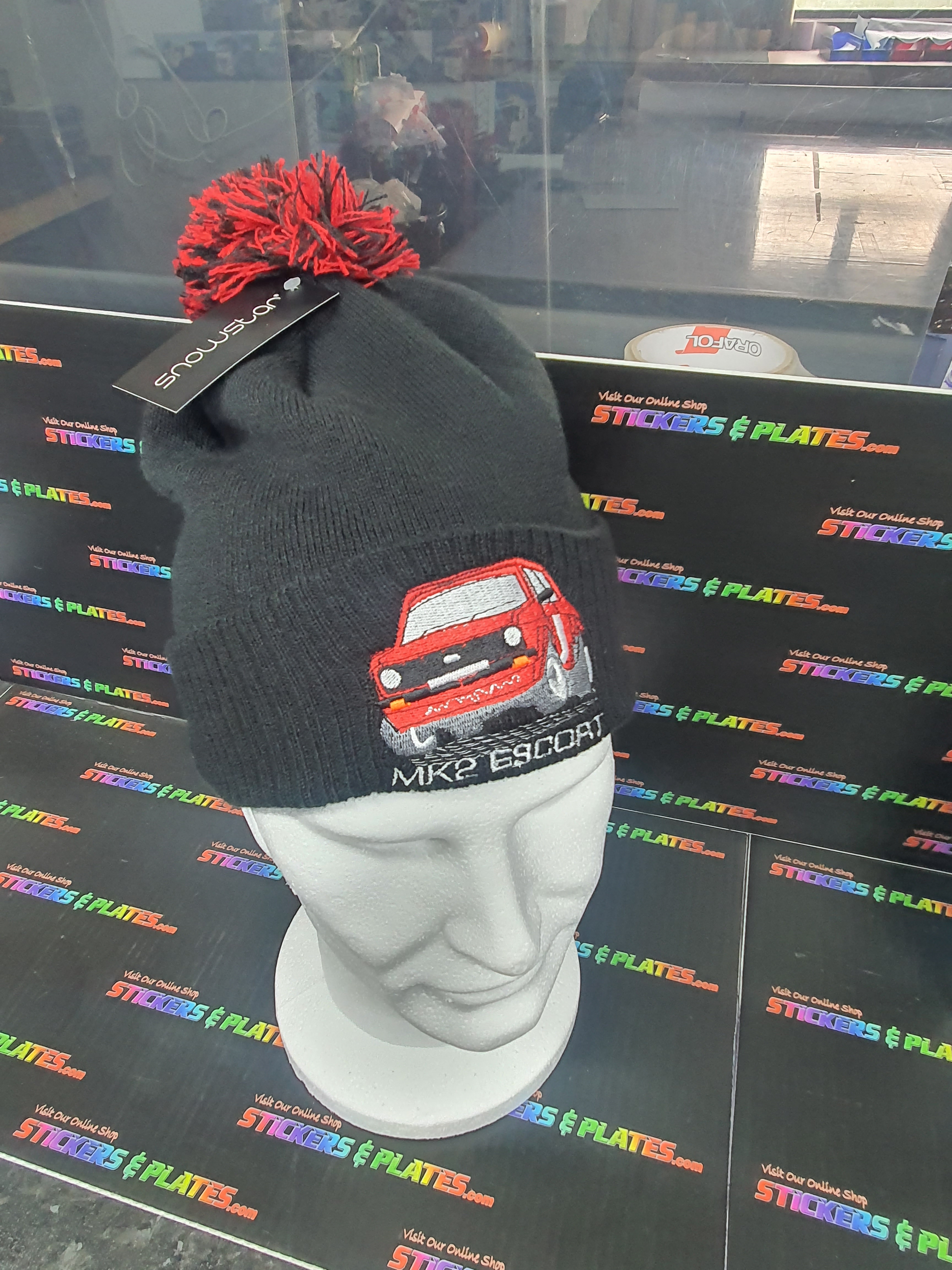 MARK 2 BOBBLE HAT